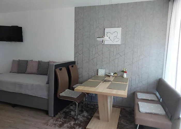 دانيال * كابرون